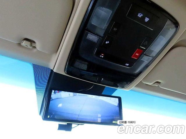 Hyundai Staria 2025 — photo 14
