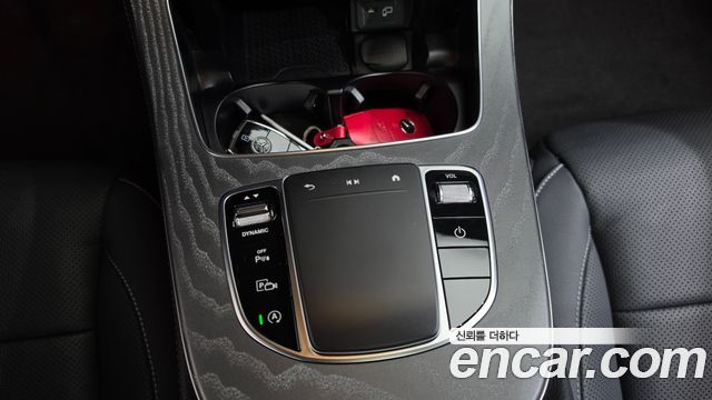Mercedes-Benz E-Class 2022 — photo 31