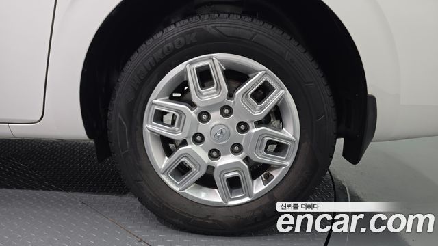 Hyundai Staria 2023 — photo 7