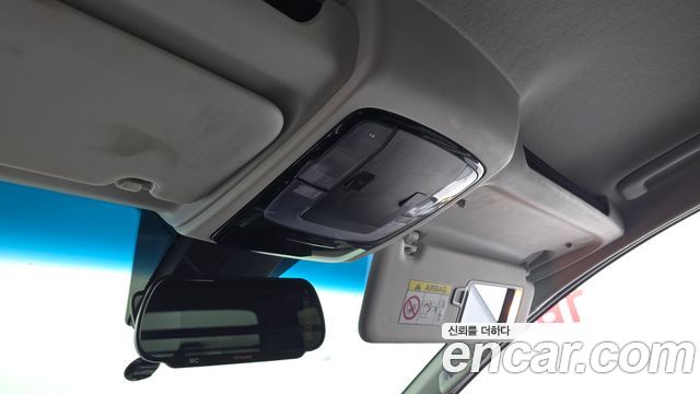Hyundai Staria 2023 — photo 28