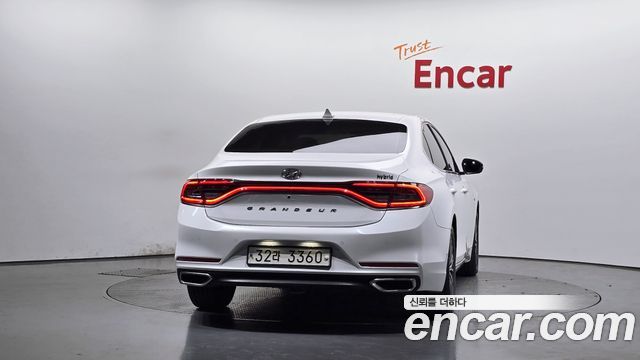 Hyundai Grandeur 2018 — photo 4
