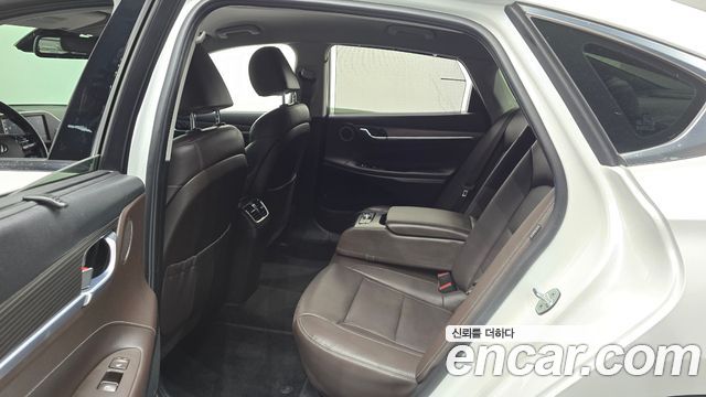 Hyundai Grandeur 2018 — photo 17