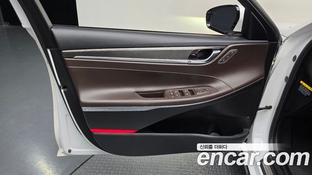Hyundai Grandeur 2018 — photo 14