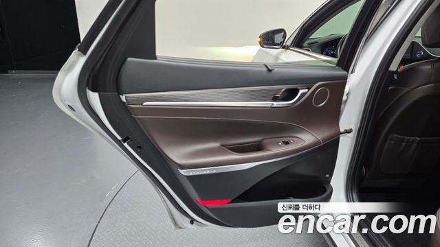 Hyundai Grandeur 2018 — photo 15