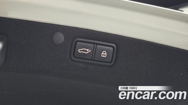 Hyundai Grandeur 2018 — photo 30