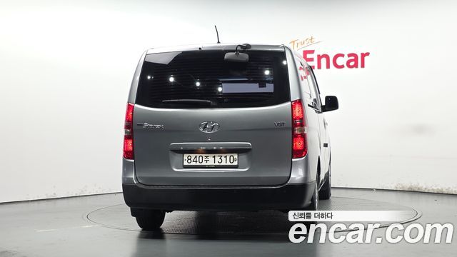 Hyundai Starex 2017 — photo 4