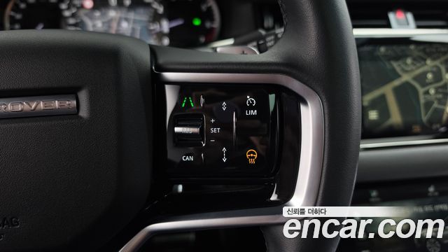 Land Rover Range Rover Evoque 2023 — photo 24