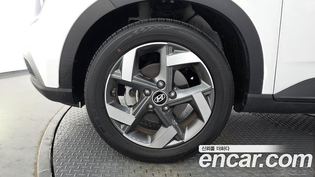Hyundai Venue 2023 — photo 5