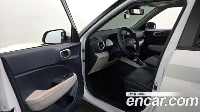 Hyundai Venue 2023 — photo 10