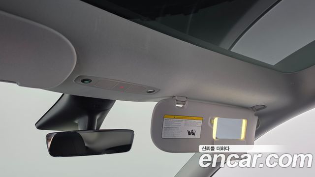 Tesla Model Y 2021 — photo 24