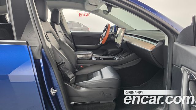 Tesla Model Y 2021 — photo 16