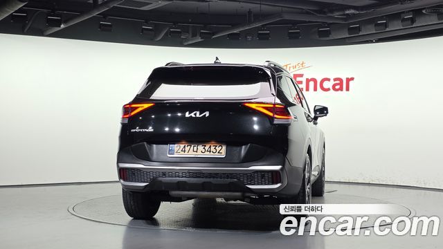 Kia Sportage 2023 — photo 4