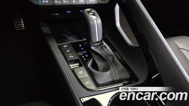 Hyundai AVANTE 2025 — photo 12
