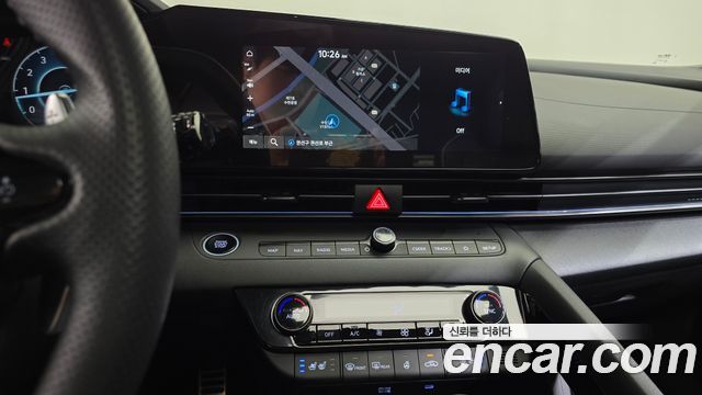 Hyundai AVANTE 2025 — photo 18