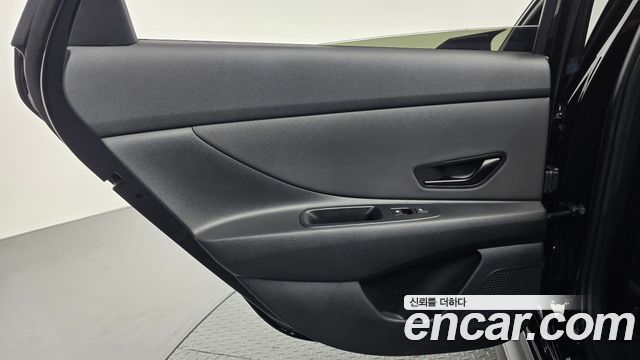 Hyundai AVANTE 2025 — photo 15
