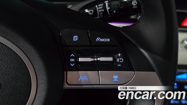 Hyundai AVANTE 2021 — photo 21