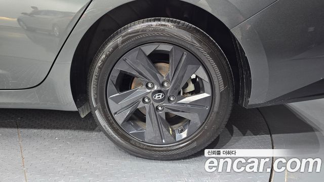 Hyundai AVANTE 2021 — photo 7