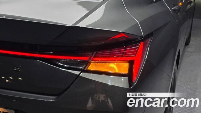 Hyundai AVANTE 2021 — photo 9