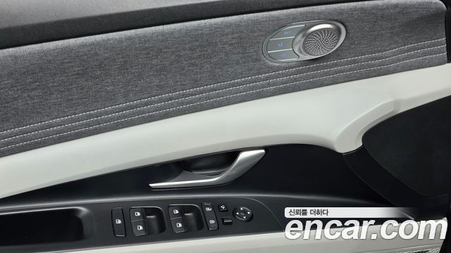 Hyundai AVANTE 2021 — photo 28