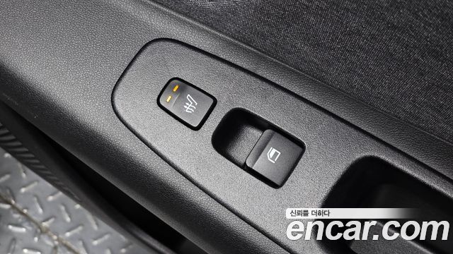 Hyundai AVANTE 2021 — photo 30