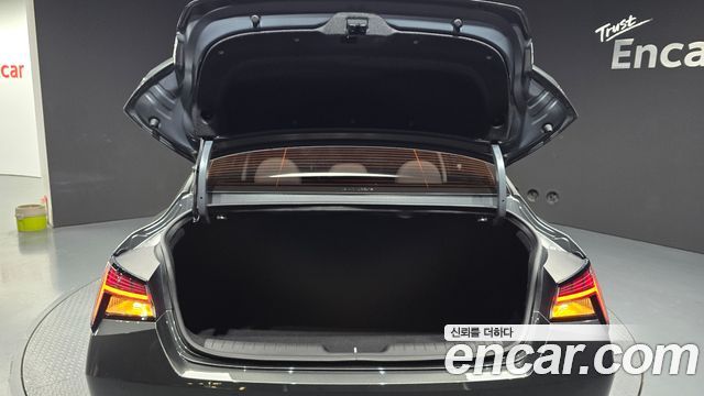 Hyundai AVANTE 2021 — photo 32
