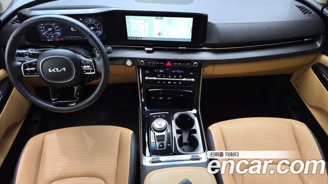 Kia Canival 2023 — photo 10