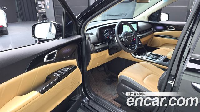 Kia Canival 2023 — photo 13
