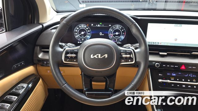 Kia Canival 2023 — photo 21