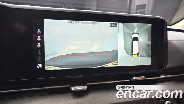 Kia Canival 2023 — photo 22