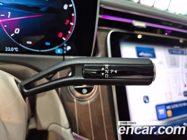 Mercedes-Benz E-Class 2026 — photo 9