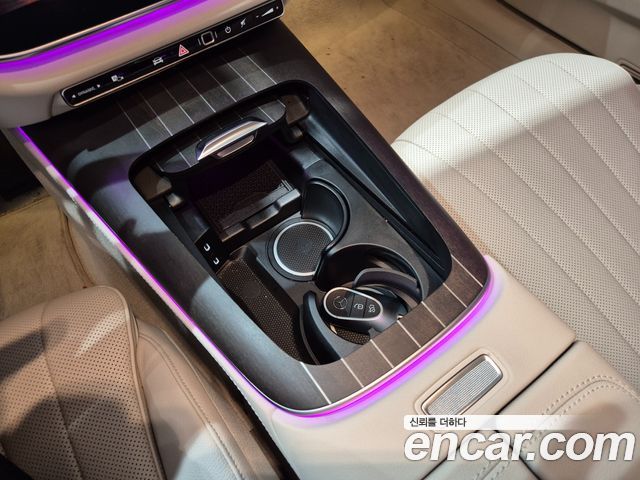 Mercedes-Benz E-Class 2026 — photo 17