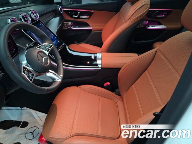 Mercedes-Benz GLC-Class 2026 — photo 10
