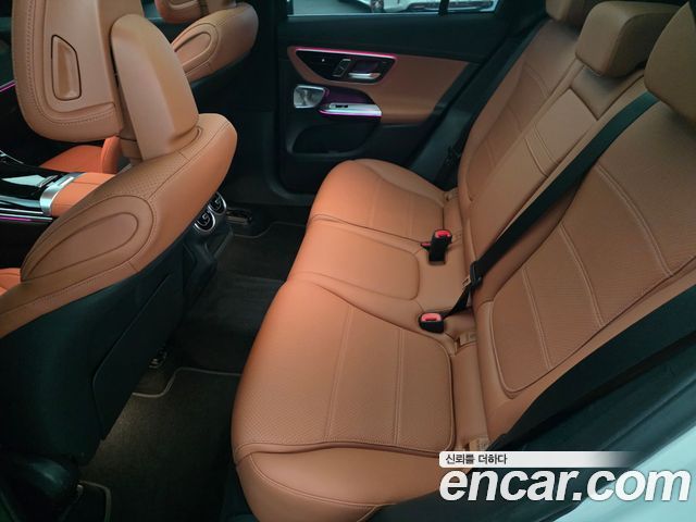 Mercedes-Benz GLC-Class 2026 — photo 11