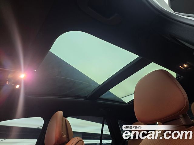 Mercedes-Benz GLC-Class 2026 — photo 18