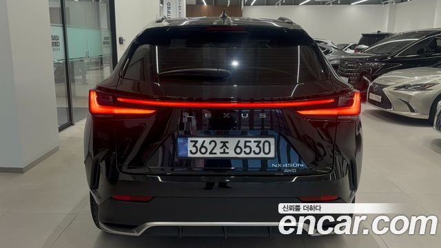 Lexus NX 2025 — photo 4