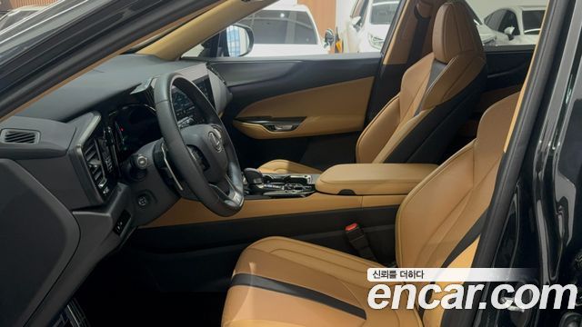 Lexus NX 2025 — photo 11