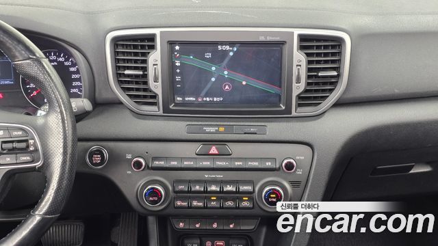 Kia Sportage 2017 — photo 18
