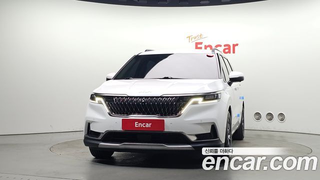 Kia Canival 2023 — photo 3