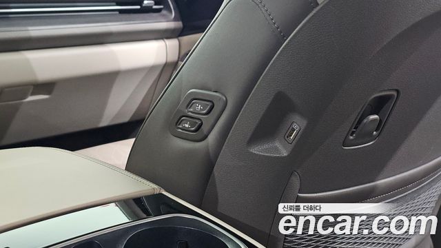 Kia Canival 2023 — photo 31