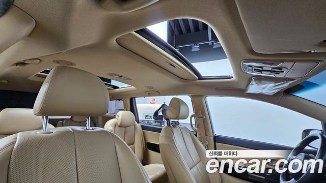 Kia Canival 2016 — photo 25