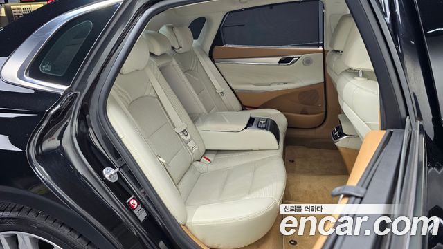 Hyundai Grandeur 2023 — photo 16