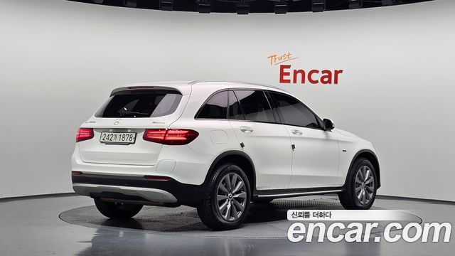 Mercedes-Benz GLC-Class 2019 — photo 2