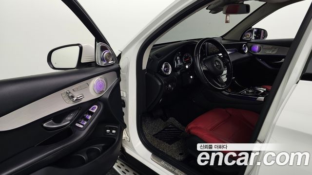 Mercedes-Benz GLC-Class 2019 — photo 10