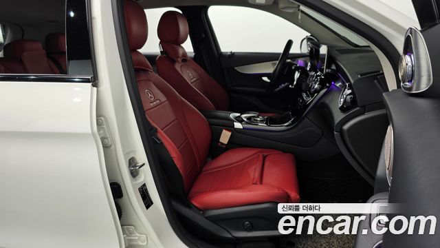 Mercedes-Benz GLC-Class 2019 — photo 11