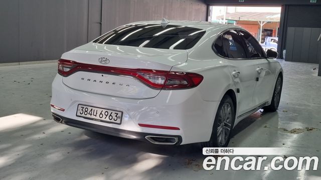 Hyundai Grandeur 2018 — photo 2