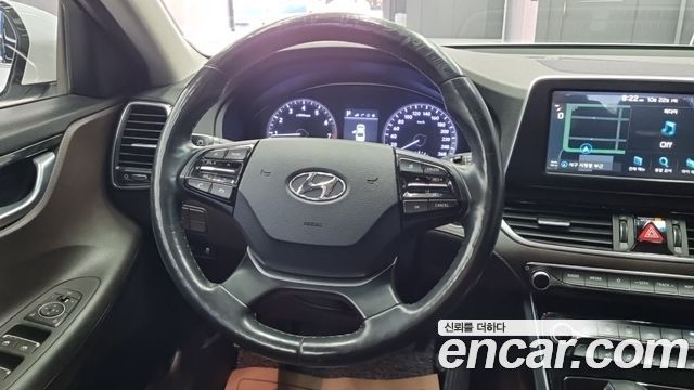 Hyundai Grandeur 2018 — photo 12