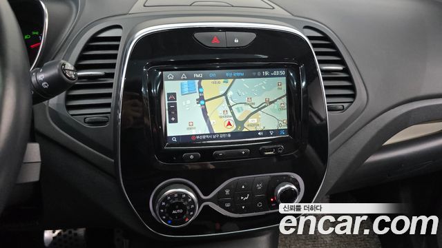 Renault Korea QM3 2018 — photo 20