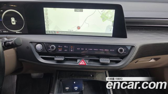 Kia K8 2022 — photo 15