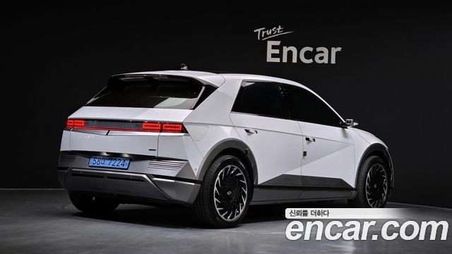 Hyundai Ioniq5 2022 — photo 2