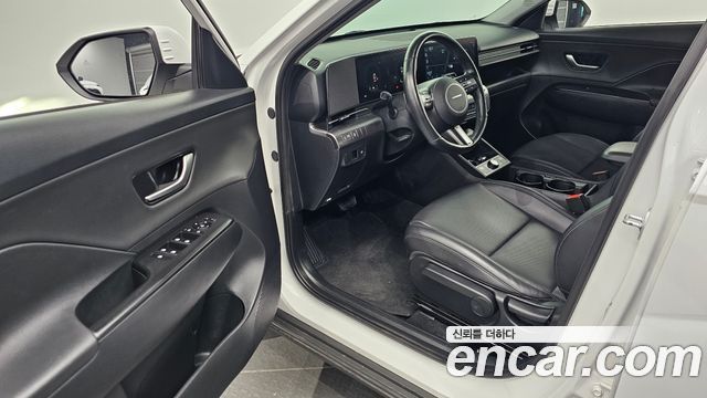 Hyundai Kona 2023 — photo 13
